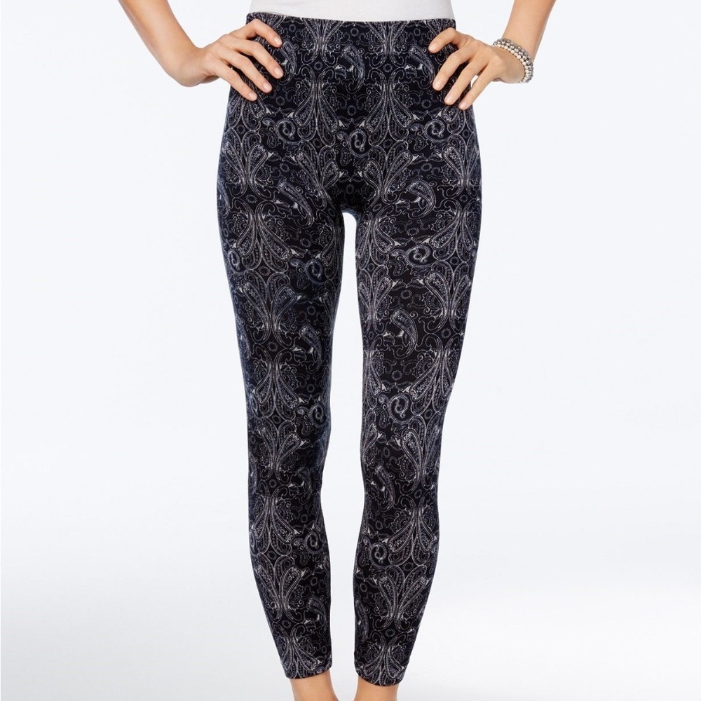First Looks Bandana Floral Seamless Black Leggings